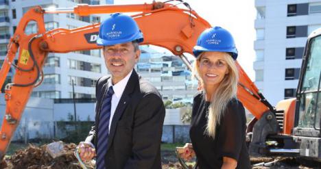 Alejandro y Mercedes Ginevra en el Groundbreaking de Harbour Tower