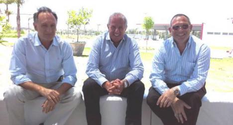 De izquierda, a derecha: Carlos Santa Cruz, Adalberto Sequeiro y Eduardo Munitz